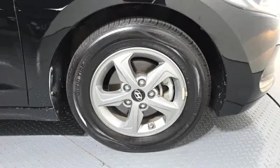 Hyundai Avante 2018, 107306 км, за 5079.11 USD - фото 21