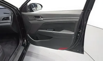Hyundai Avante 2018, 107306 км, за 5079.11 USD - фото 24
