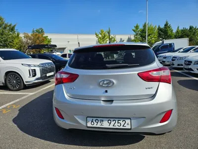Hyundai i30 2013, 102432 км, за 4529.34 USD