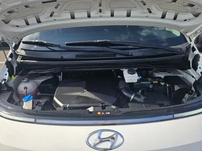 Hyundai Staria 2022, 60007 км, за 16279.38 USD - фото 6
