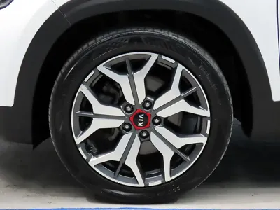 Kia Seltos 2022, 60779 км, за 12936.35 USD