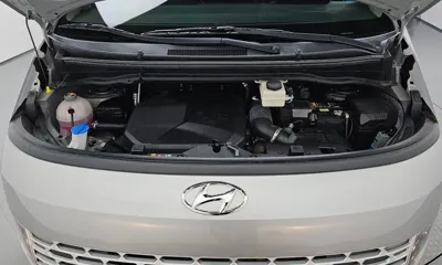 Hyundai Staria 2022, 9746 км, за 27419.88 USD - фото 6