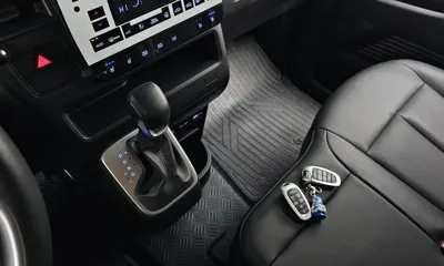 Hyundai Staria 2022, 9746 км, за 27419.88 USD - фото 9