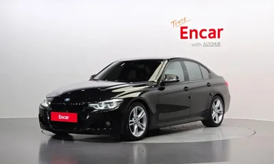 BMW 3-Series · 2018 год