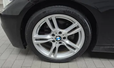 BMW 3-Series 2018, 55888 км, за 11093.61 USD