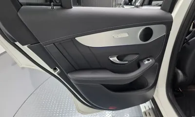 Mercedes-Benz GLC-Class 2022, 3976 км, за 32461.65 USD - фото 25