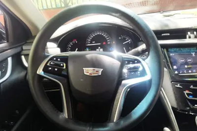 Cadillac XTS