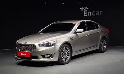 Kia K7 · 2015 год