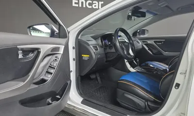 Hyundai Avante 2012, 142264 км, за 2593.77 USD - фото 11
