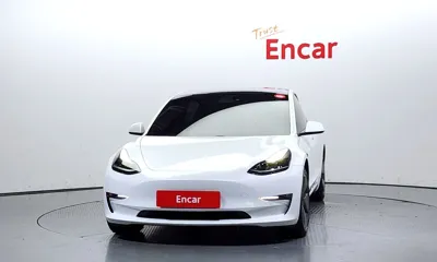 Tesla Model 3 2021, 120386 км, за 18063.58 USD