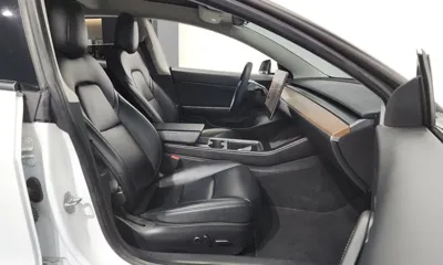 Tesla Model 3 2021, 120386 км, за 18063.58 USD - фото 11