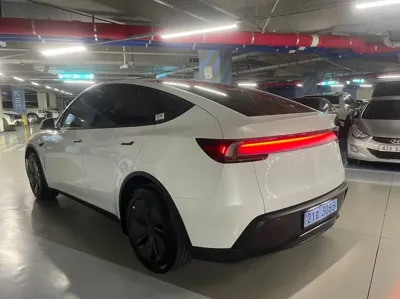 Tesla Model Y 2026, 600 км, за 26900.35 USD