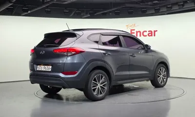 Hyundai Tucson 2016, 131021 км, за 5653.14 USD