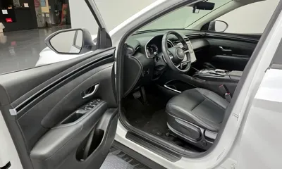 Hyundai Tucson 2023, 56872 км, за 16451.93 USD - фото 11