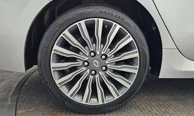 Renault-KoreaSamsung SM7 2018, 120734 км, за 5074.92 USD