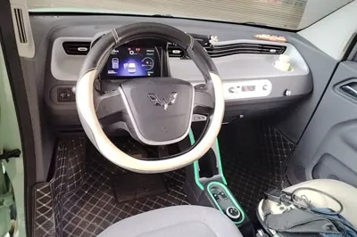 Wuling Hongguang MINIEV 2021, 38100 км, за 4590 USD - фото 21