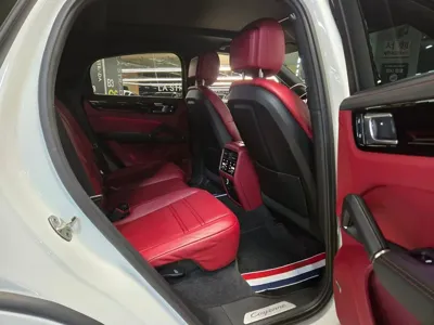 Porsche Cayenne 2022, 34911 км, за 73670.29 USD - фото 7