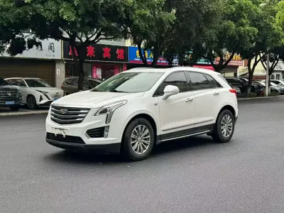 Cadillac XT5 · 2017 год
