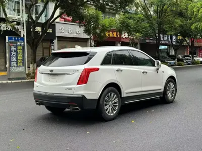 Cadillac XT5 2017, 90000 км, за 9063.98 USD
