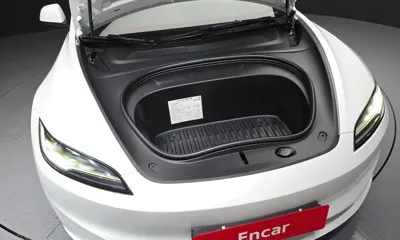 Tesla Model 3 2024, 40555 км, за 28358.03 USD - фото 6