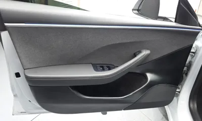 Tesla Model 3 2024, 40555 км, за 28358.03 USD - фото 24