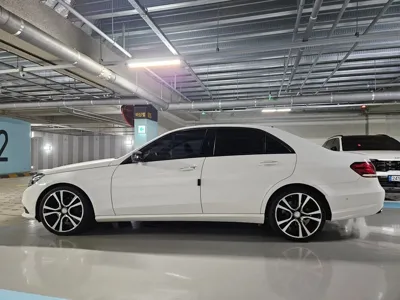 Mercedes-Benz E-Class 2016, 80333 км, за 9706.85 USD - фото 12