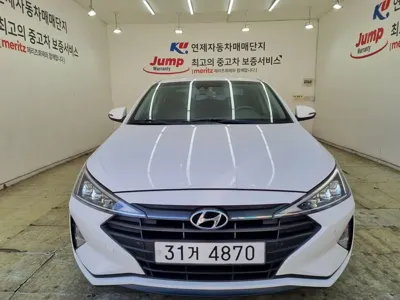 Hyundai Avante 2019, 53665 км, за 9189.43 USD
