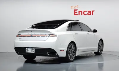 Lincoln MKZ 2016, 79976 км, за 6464.77 USD