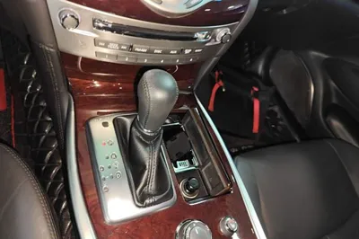Infiniti Q70 2019, 57400 км, за 15644 USD - фото 18