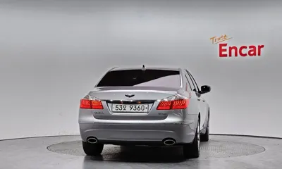 Hyundai Genesis 2010, 132524 км, за 2775.02 USD