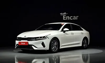Kia K5 · 2020 год