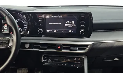 Kia K5 2023, 22397 км, за 23664.74 USD - фото 15