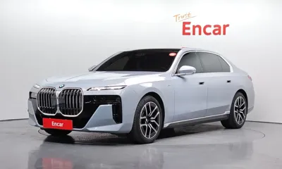 BMW 7-Series · 2024 год