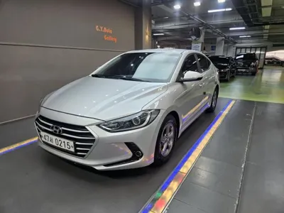 Hyundai Avante · 2016 год