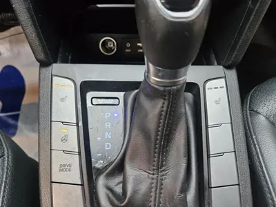 Hyundai Avante 2016, 86967 км, за 4104.24 USD - фото 16