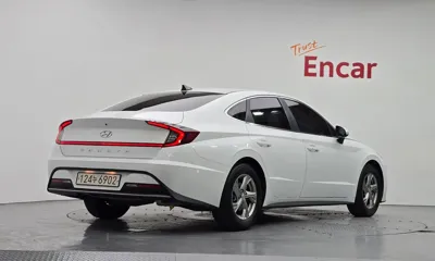 Hyundai Sonata 2021, 80710 км, за 9576.55 USD