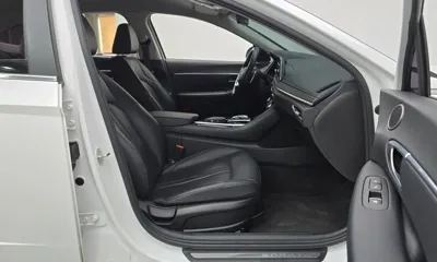 Hyundai Sonata 2021, 80710 км, за 9576.55 USD - фото 11