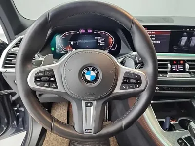 BMW X5 2021, 73507 км, за 46688.79 USD - фото 9