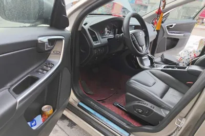 Volvo XC60 2014, 85800 км, за 7610 USD - фото 17