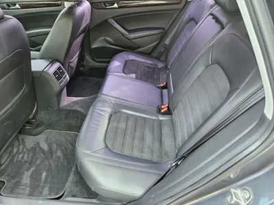 Volkswagen Passat 2015, 130509 км, за 2930.26 USD - фото 13