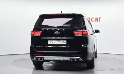 Kia Canival 2015, 102301 км, за 7205.19 USD