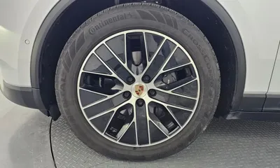 Porsche Macan 2025, 26307 км, за 64001.58 USD