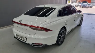 Hyundai Grandeur 2022, 22751 км, за 17526.59 USD