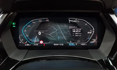 BMW Z4 2025, 6479 км, за 39713.8 USD - фото 8