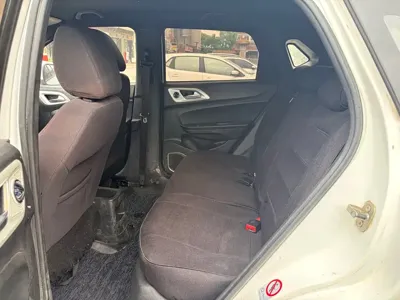Zhonghua V3 2015, 101000 км, за 1294.85 USD