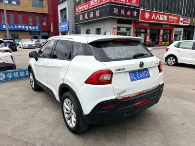 Zhonghua V3 2015, 101000 км, за 1294.85 USD