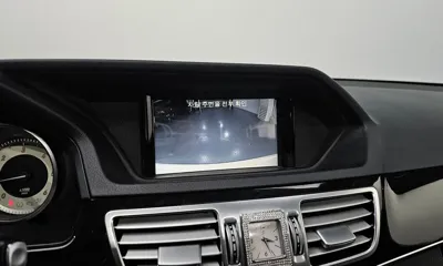 Mercedes-Benz E-Class 2016, 148829 км, за 7082.84 USD - фото 15