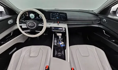 Hyundai Avante 2022, 39789 км, за 15562.93 USD - фото 7