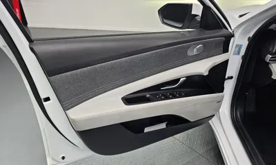 Hyundai Avante 2022, 39789 км, за 15562.93 USD - фото 24