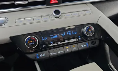 Hyundai Avante 2022, 39789 км, за 15562.93 USD - фото 29